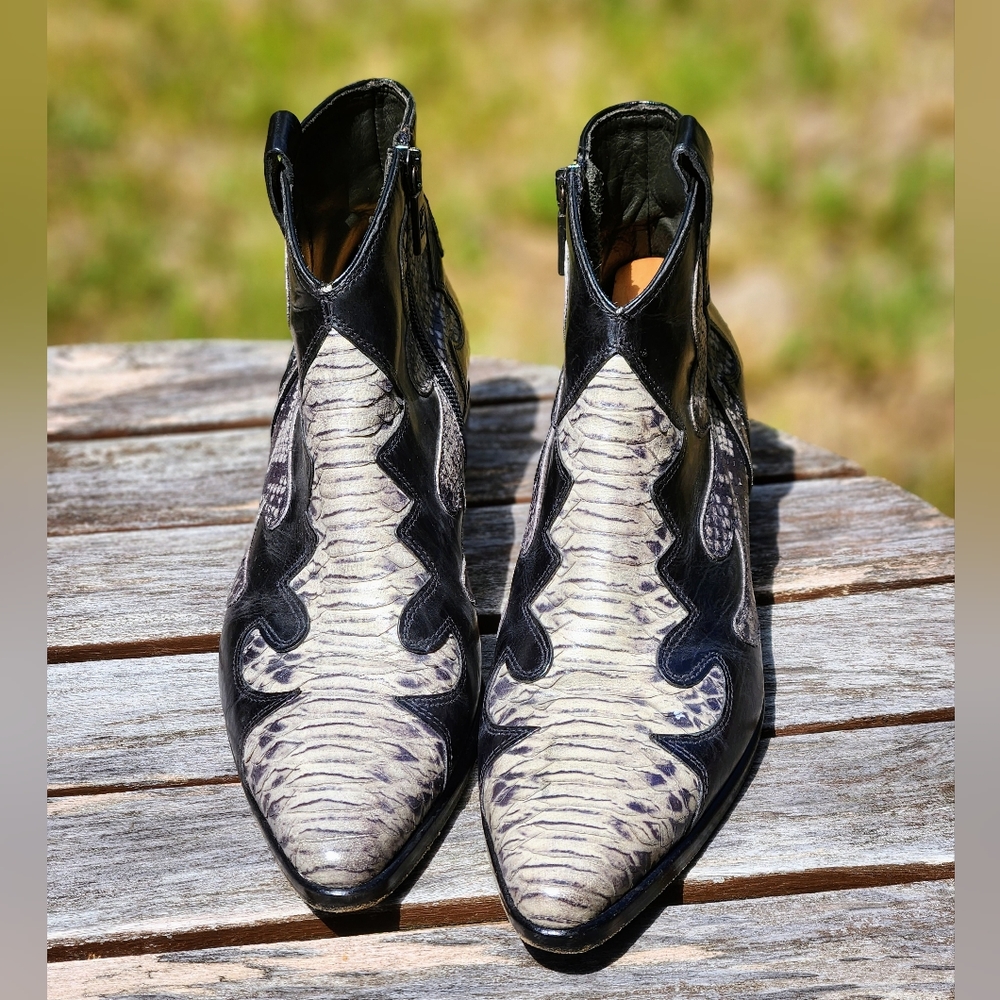 Jo Ghost Leather Western Ankle Boots 37.5